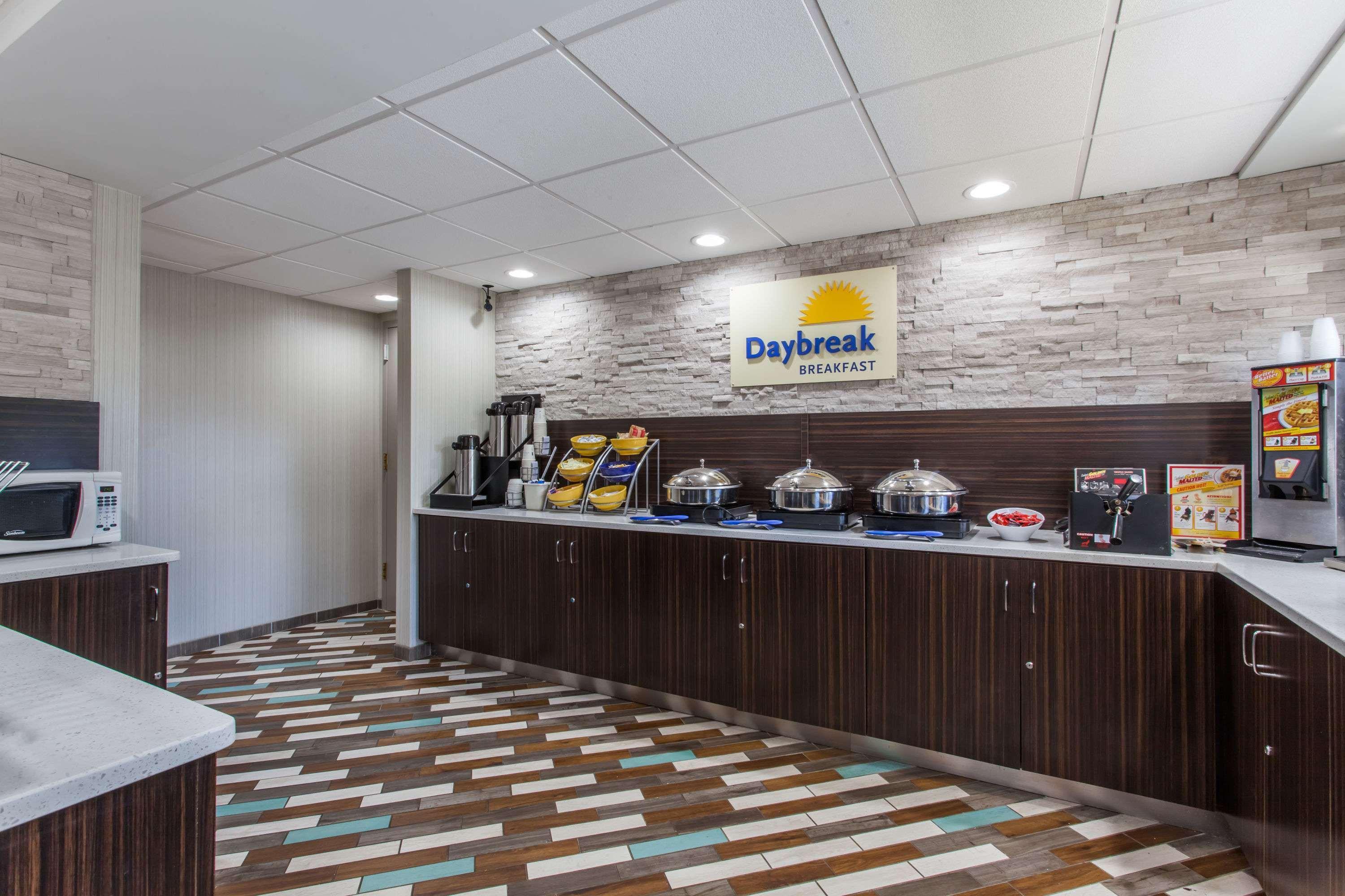 Days Inn By Wyndham Wilmington Brandywine Talleyville Exterior foto